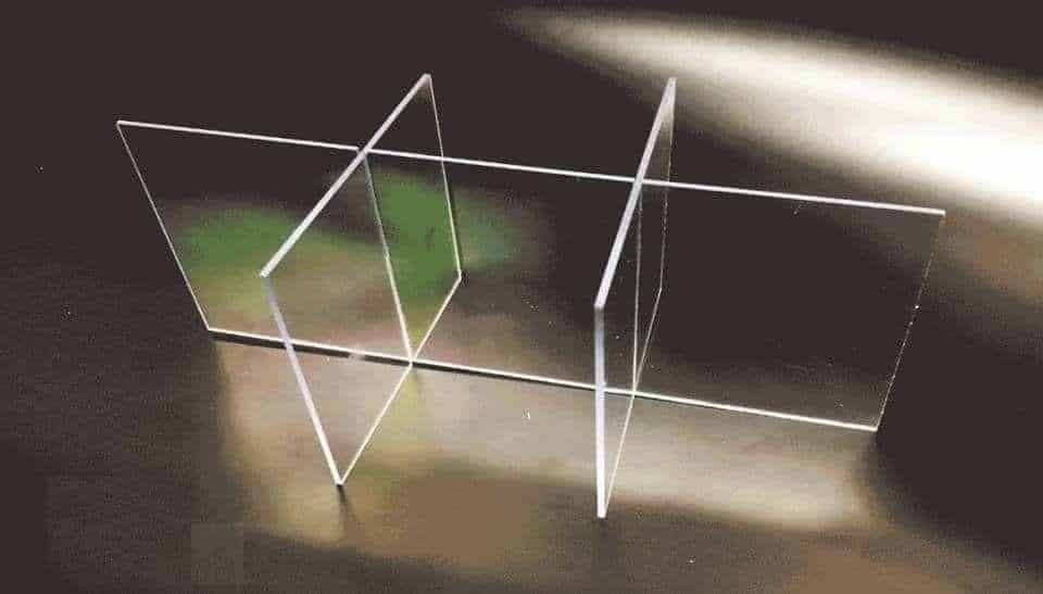 acrylic-table-divider-for-sale-kl